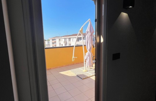 Lido di Campomarino Apartment | Relax by the Sea – Cozy 2-Bedroom Apartment with Terrace in Campomarino lido