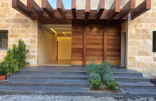 Faraya Apartment | Relax in a Modern & Cosy App at La Reserve- Faraya