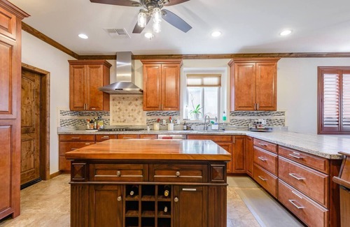 Villages At Queen Creek House | Relax in Home w/Htd. Pool+Hot Tub, Putting Green, Whirlpool Bath+Steam Shower