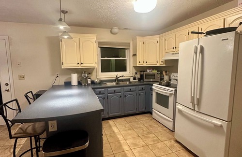 Hudson Condo | Relax in Our Cozy Duplex: Private, Quiet, and Perfect for Every Season!