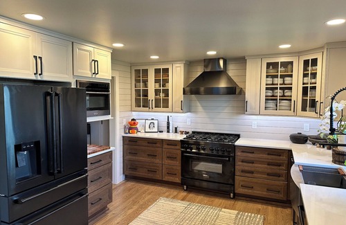 Seattle Metro Area House | Relax in Style 5 mins to Airport 15 mins to downtown Seattle