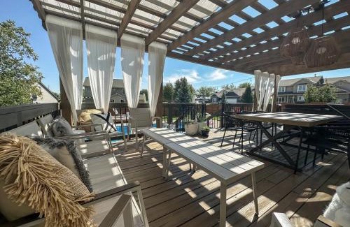 Jefferson House | Relax in Style 5BR Home Hot Tub & Games