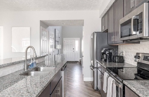 Bayberry House | Relax in Style, Golf course Community Townhouse - 3440