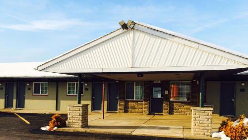 Bloomsburg Hotel | Relax Inn Bloomsburg