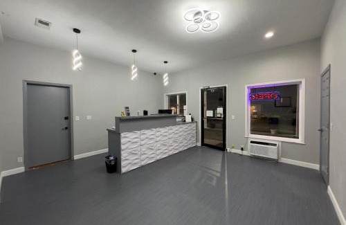 McGehee Hotel | Relax Inn Mcgehee