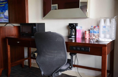 Martinsville Hotel | Relax Inn