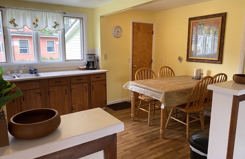 Town of Richmond Cottage | Relax on the Beautiful Shores of Honeoye Lake