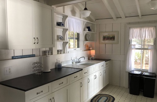 Mount Sunapee House | Relax with Family at this Historic Lakefront Cottage with Long Deep Water Dock