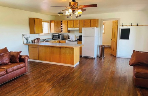Big Timber House | Relax175 Cottage in Big Timber