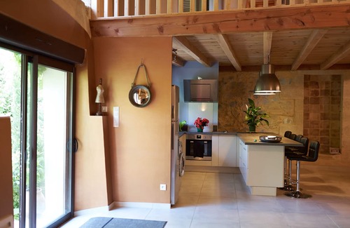 Saint-Bonnet-du-Gard Cottage | Relaxation & happiness meeting next to the Pont du Gard, up to 10 people