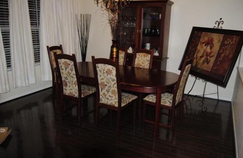 College Park House | Relaxing 4 Bedroom Home