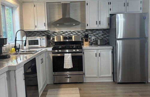 Town of Schroeppel House | Relaxing and tranquil 3-bedroom house on the river in Pennellville with views.