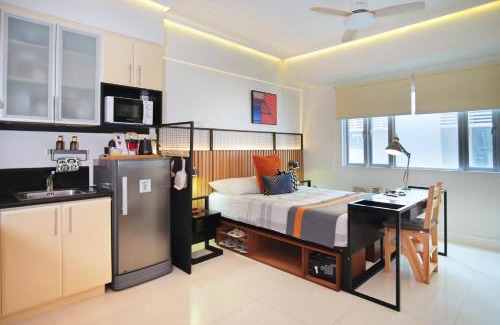 Pinagsama Apartment | Relaxing Apt Bgc Business Ready with 84inch Cinema