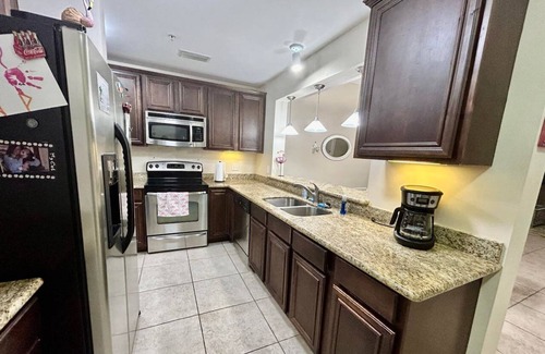 Henderson Point Condo | Relaxing Beachside Retreat
