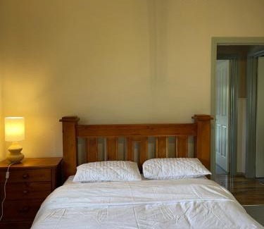 Foster House | Relaxing & beautiful Miner's cottage near Wilson’s Prom