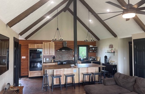 Scenery Hill Cabin | Relaxing cabin with stunning views of SW Pennsylvania