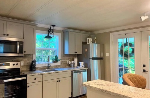 Revelo House | Relaxing Country Getaway, 3BR/2Bath
