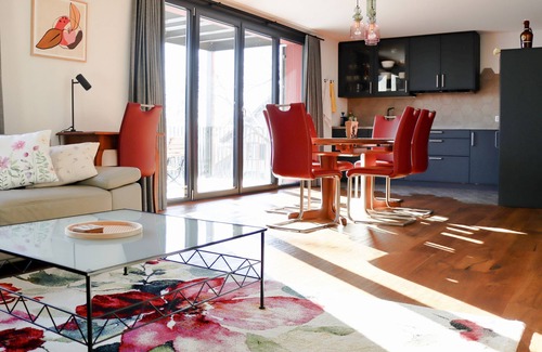 Waldi Apartment | Relaxing country retreat for up to 6 guests close to Lake of Constance