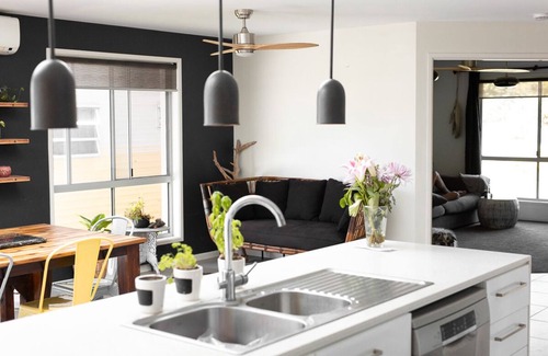 Peregian Beach House | Relaxing family space, tropical Magnesium pool + Pets