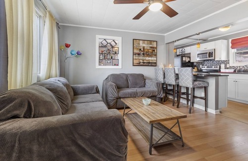 Lake Hopatcong Cottage | Relaxing getaway near the largest lake in NJ