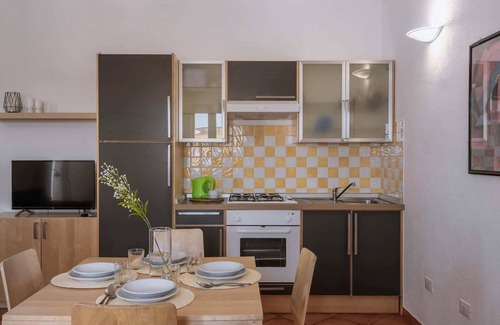 Santa Teresa di Gallura Apartment | Relaxing Cristal Blu 1Bedroom Apartment B5 sleeps5
