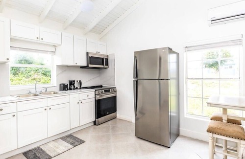 Bottle Creek Apartment | Relaxing Lagoon Stay | Watersports Haven