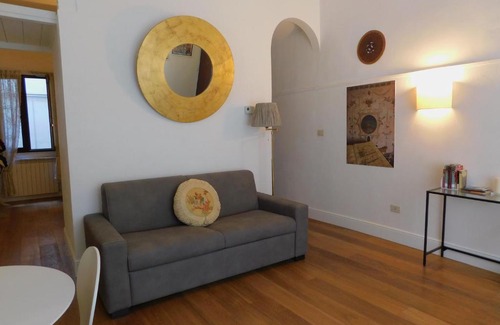 Santo Spirito Apartment | Relaxing Place in Oltrarno