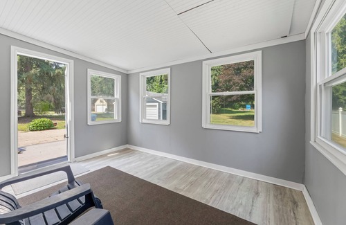 Akron House | Relaxing Portage Lakes Stay - 3BR Home on 1 Acre