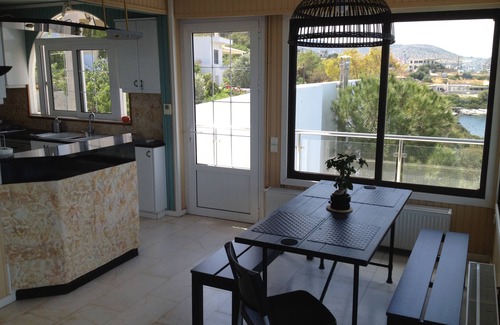 Selinia House | Relaxing Seaside House