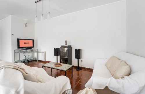 Rio Mau Apartment | Relaxing time near the river