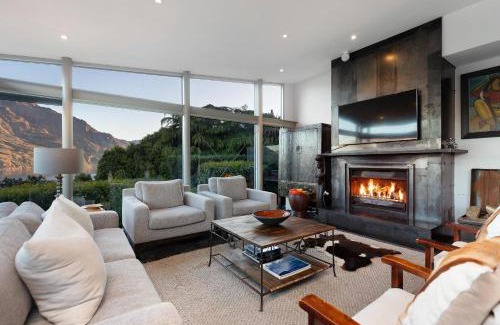 Fernhill House | Remarkable Escape for 8