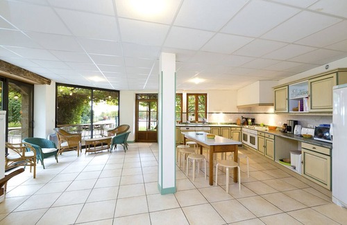 Loubressac Cottage | Remarkable spacious gite, swimming pool, terrace, Dordogne valley in the Lot