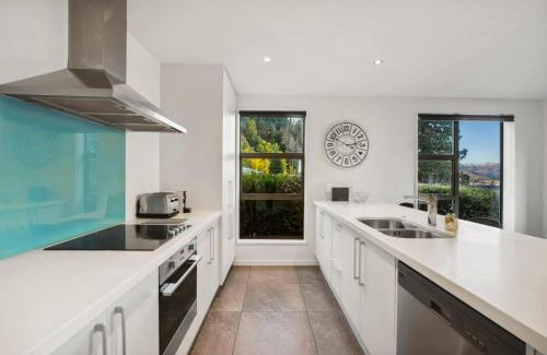 Queenstown House | Remarkables View Eco House
