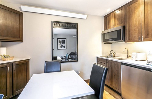 Vail Condo | Remodeled, 100m Walk Lionshead Gondola, LH Premium