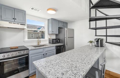Auburn Apartment | Remodeled and New - Walk to downtown Auburn