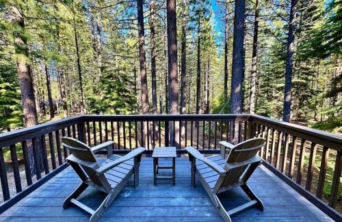 Pioneer Trail House | Remodeled Convenient Tahoe Retreat