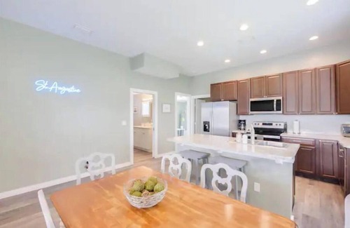 Lincolnville House | Remodeled Historic Home. Walk to DT. Office space.