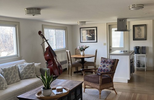 Sheffield Apartment | Remodeled Unit #2, 7 min to Great Barrington, 12 min to Ski Resorts & Trails