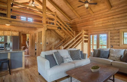 Superior House | Remote Mountain Cabin with Incredible Views
