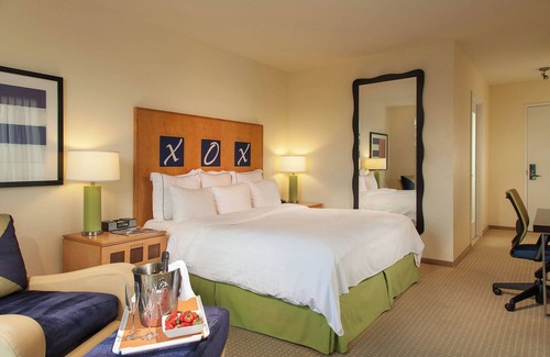 Contra Costa Centre Hotel | Renaissance Walnut Creek Hotel