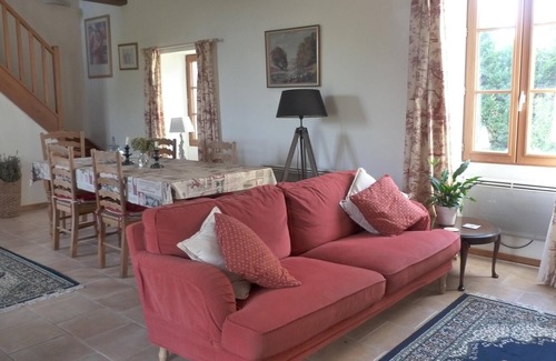 Sainte-Sabine-Born Other | Renovated stone farmhouse in beautiful location.