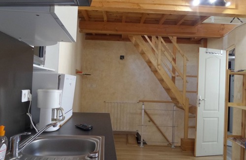 Castelnau-de-Montmiral Apartment | Renovated studio in medieval village