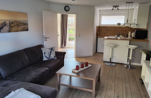 Schonberger Strand Apartment | Renovated 2-room apartment, bright and friendly, dogs are welcome