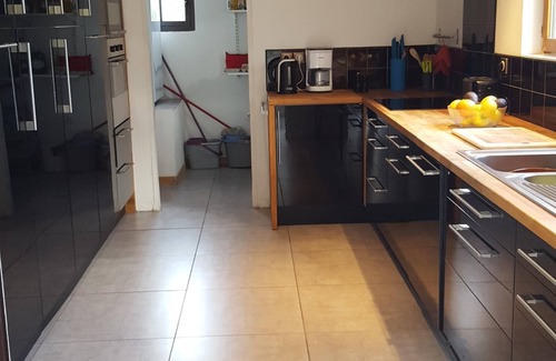 Ceret House | Renovated Catalan farmhouse, 2 minutes from the centre of Céret, not overlooked.