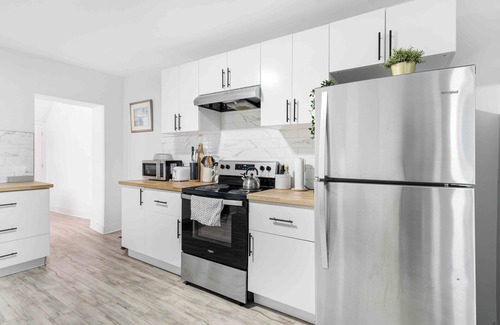 Smiths Falls House | Renovated, clean 4-bedroom century home in Smiths Falls!
