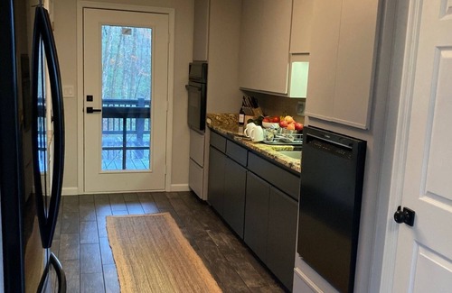 Mineral Bluff Cabin | Renovated cottage nestled in 8 acres close to Downtown Blue Ridge & Golf Course