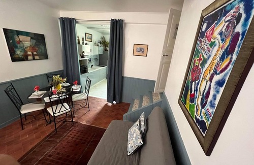 La Palme House | Renovated Duplex close to the seaside with hot swim spa, terrace and garden