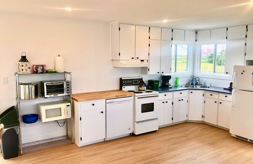 Sea View Cottage | Renovated family cottage; walk to amazing beach, short drive to golf & town