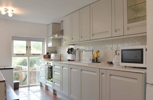 Malpas Cottage | Renovated Historic Cottage with Country Setting