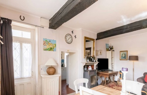 Dun-sur-Grandry House | Renovated Holiday Home in Dun-sur-Grandry with Terrace